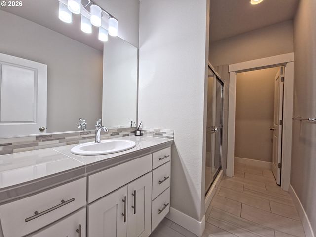 15975 Sw WREN Ln, Beaverton, OR 97007