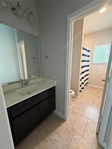 1234 Willow Plains Ln, Rosenberg, TX 77471