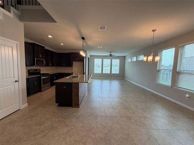 1234 Willow Plains Ln, Rosenberg, TX 77471