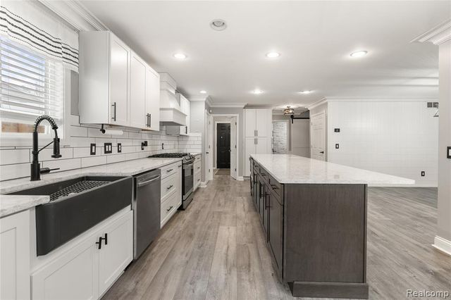 8203 Boulder Drive, Davison, MI 48423