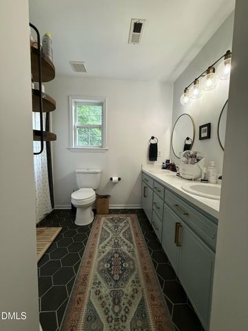 124 Walker, Selma, NC 27576