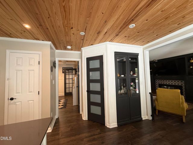 124 Walker, Selma, NC 27576