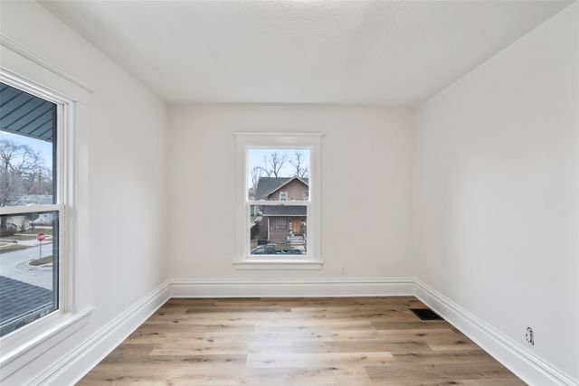 1526 Harrison Avenue, Des Moines, IA 50314