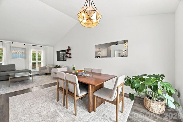 7017 Culloden More Court, Charlotte, NC 28217