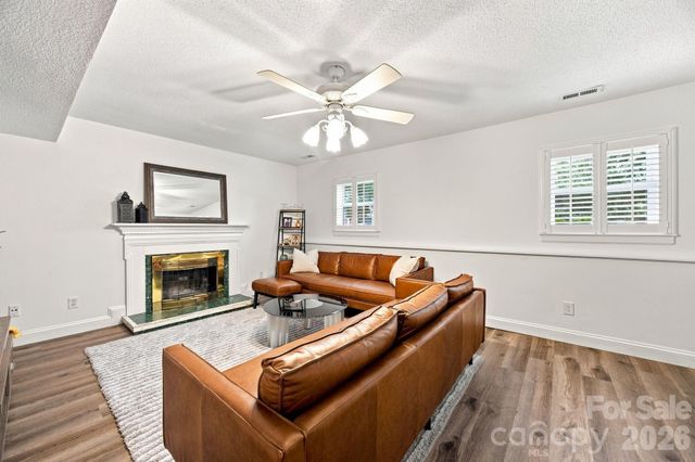 7017 Culloden More Court, Charlotte, NC 28217