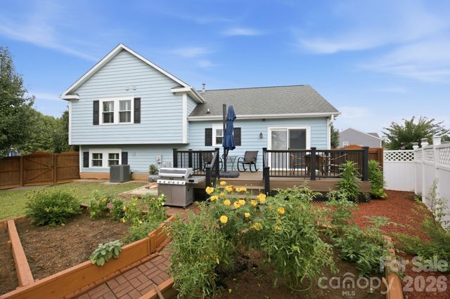 7017 Culloden More Court, Charlotte, NC 28217