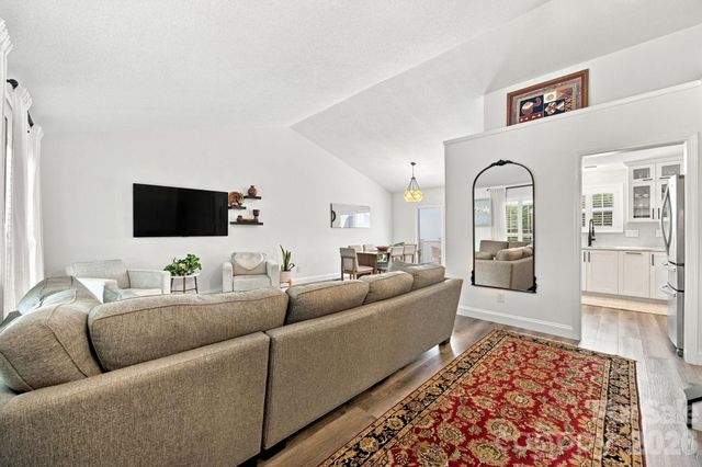 7017 Culloden More Court, Charlotte, NC 28217