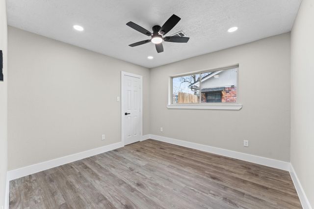 14011 Duncannon Drive, Houston, TX 77015