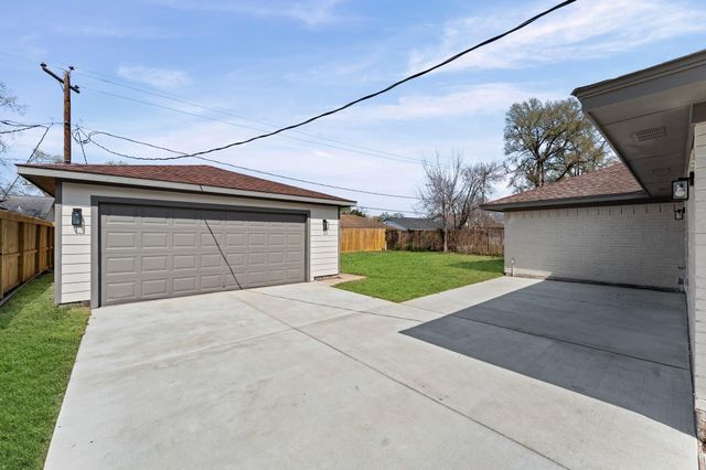 14011 Duncannon Drive, Houston, TX 77015