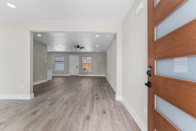 14011 Duncannon Drive, Houston, TX 77015