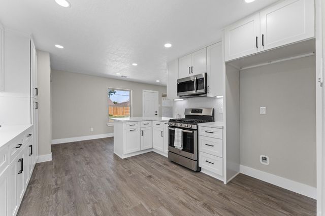 14011 Duncannon Drive, Houston, TX 77015