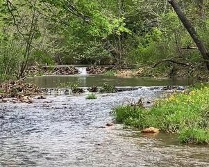 101 N Hwy, Middlebrook, MO 63656