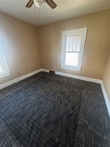 3505 6th Avenue, Des Moines, IA 50313