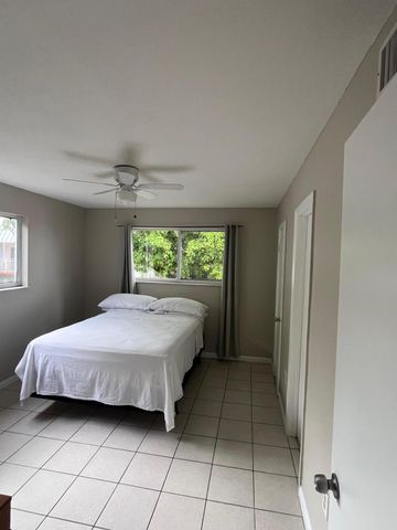 11307 SW 200th Street 313-b, Miami, FL 33157