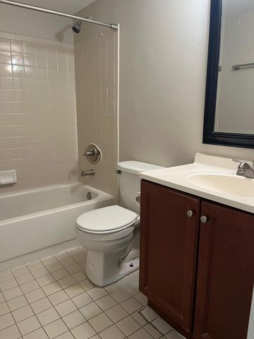 11307 SW 200th Street 313-b, Miami, FL 33157