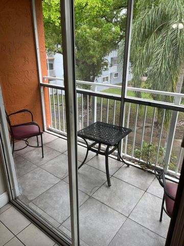 11307 SW 200th Street 313-b, Miami, FL 33157