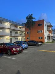 11307 SW 200th Street 313-b, Miami, FL 33157
