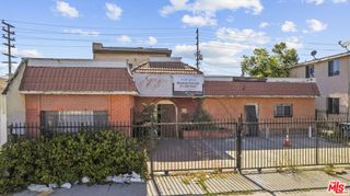 9511 S San Pedro Street, Los Angeles, CA 90003