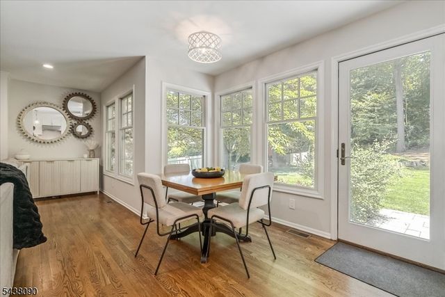 22 Ridge Dr W., Berkeley Heights Twp., NJ 07922