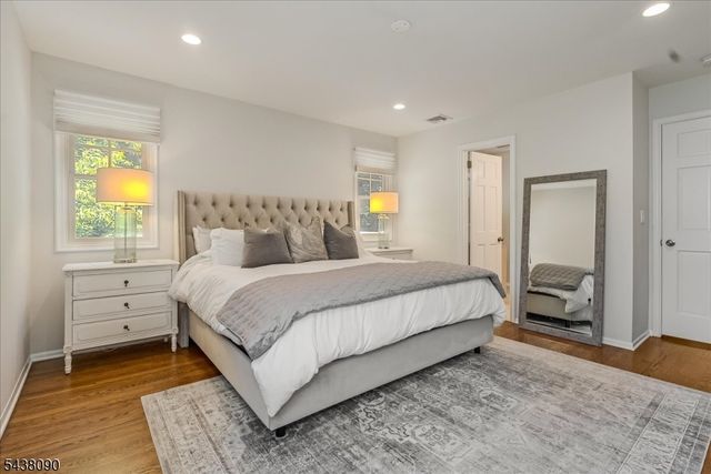 22 Ridge Dr W., Berkeley Heights Twp., NJ 07922