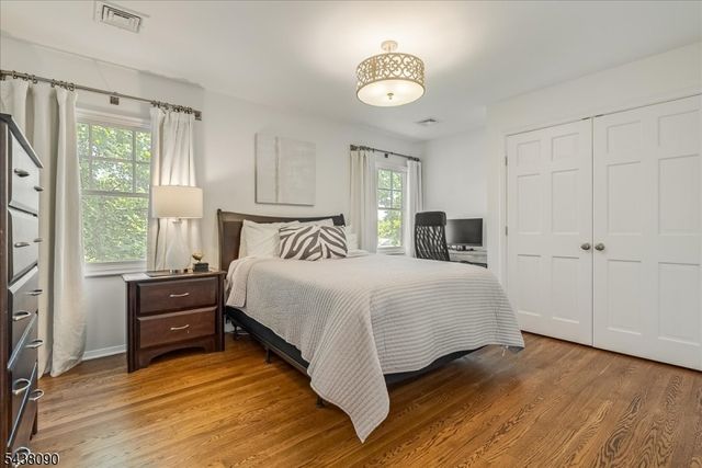 22 Ridge Dr W., Berkeley Heights Twp., NJ 07922