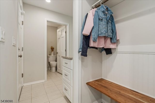 22 Ridge Dr W., Berkeley Heights Twp., NJ 07922