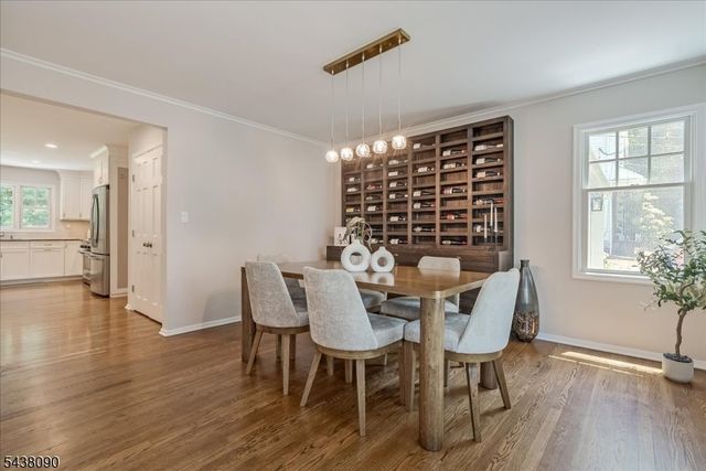 22 Ridge Dr W., Berkeley Heights Twp., NJ 07922