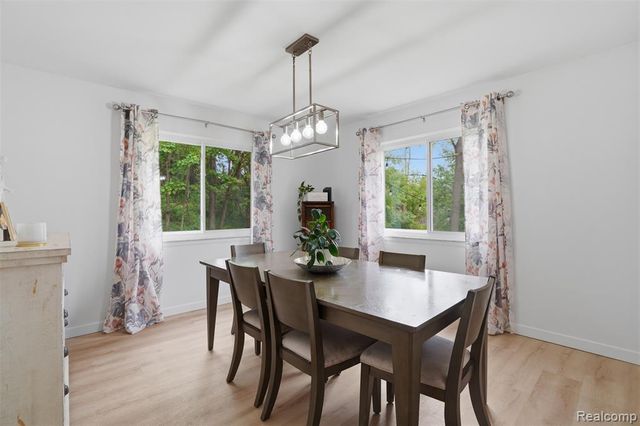 47129 Dunsany Road, Northville, MI 48167