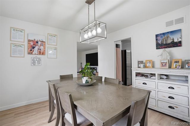 47129 Dunsany Road, Northville, MI 48167