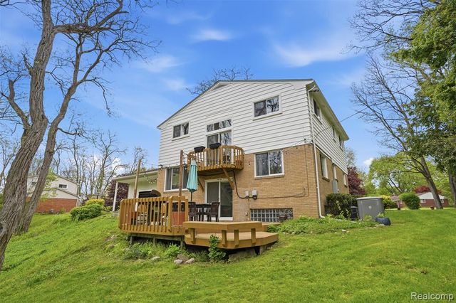 47129 Dunsany Road, Northville, MI 48167