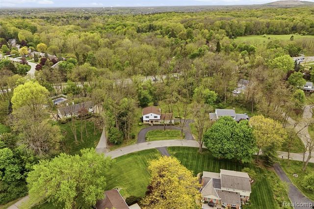 47129 Dunsany Road, Northville, MI 48167