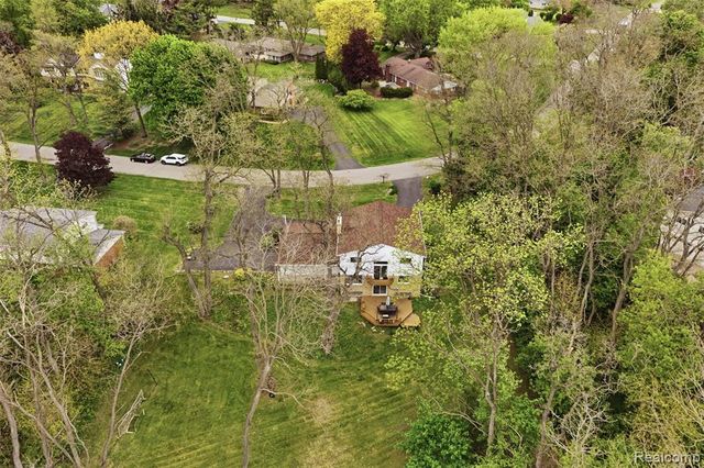 47129 Dunsany Road, Northville, MI 48167