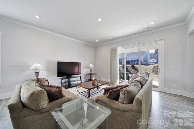 8021 Brookbank Drive, Charlotte, NC 28269