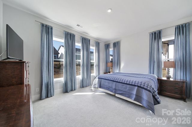 8021 Brookbank Drive, Charlotte, NC 28269