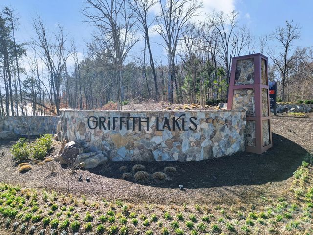 8021 Brookbank Drive, Charlotte, NC 28269