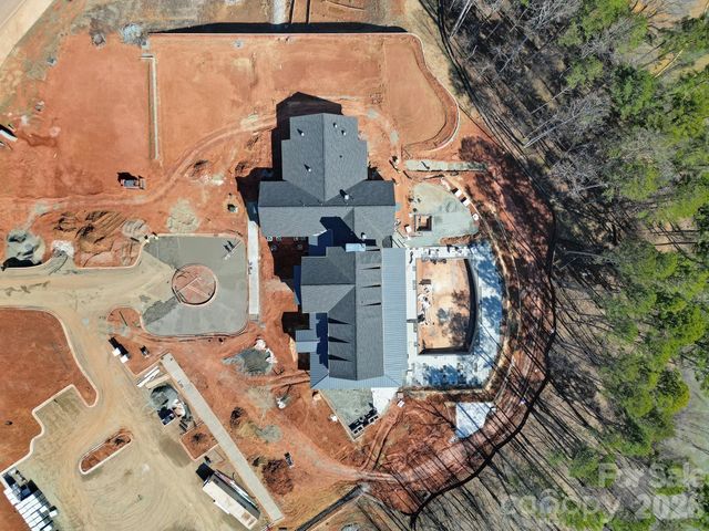 8021 Brookbank Drive, Charlotte, NC 28269