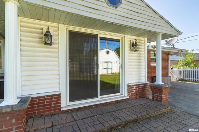 1106 HOWARD Court, Pekin, IL 61554