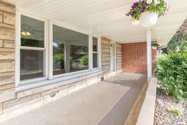 1106 HOWARD Court, Pekin, IL 61554