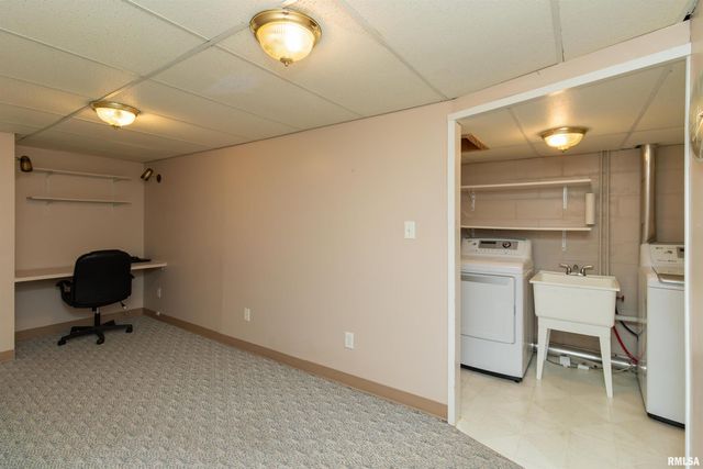 1106 HOWARD Court, Pekin, IL 61554