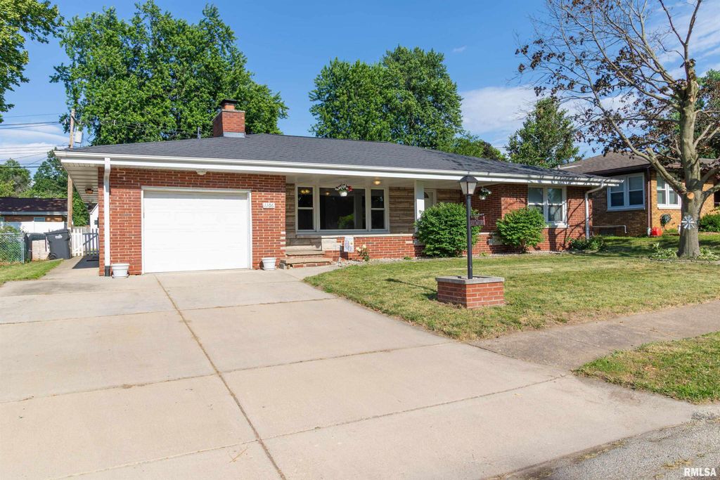 1106 HOWARD Court, Pekin, IL 61554