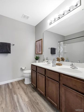 6727 Eagles View Drive, Pacific, MO 63069