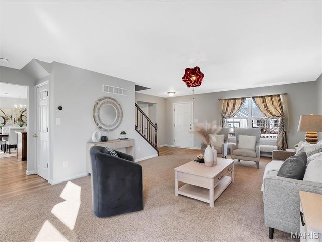 6727 Eagles View Drive, Pacific, MO 63069