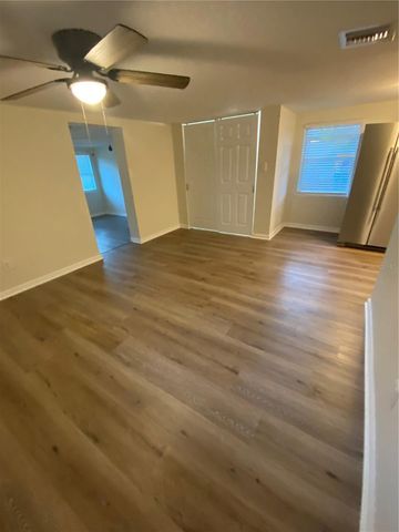 803 E HAZZARD AVENUE, Eustis, FL 32726
