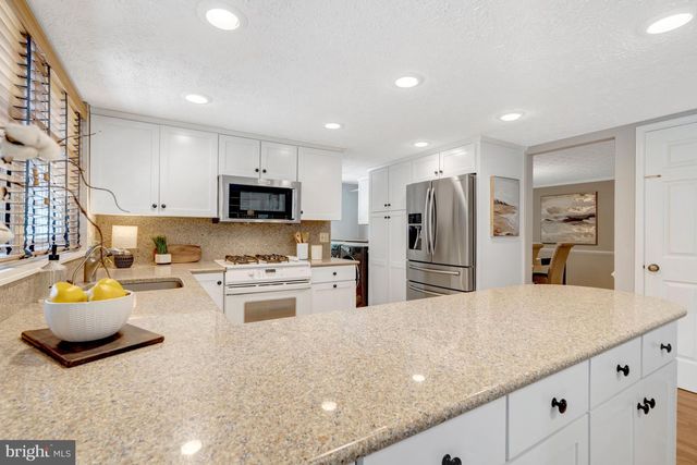 7809 ROUNDABOUT WAY, Springfield, VA 22153