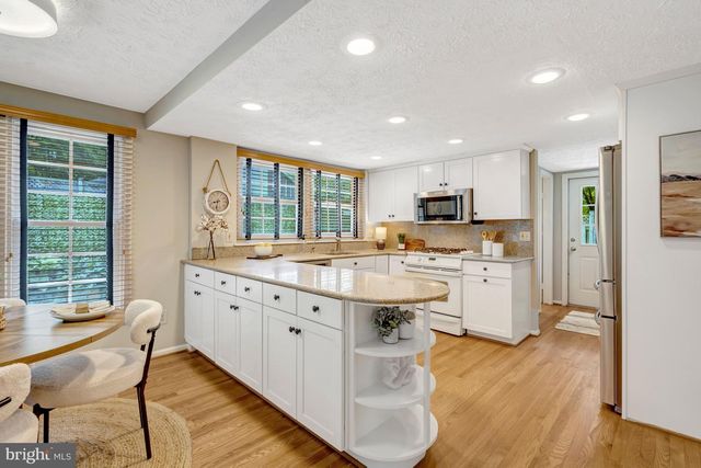 7809 ROUNDABOUT WAY, Springfield, VA 22153
