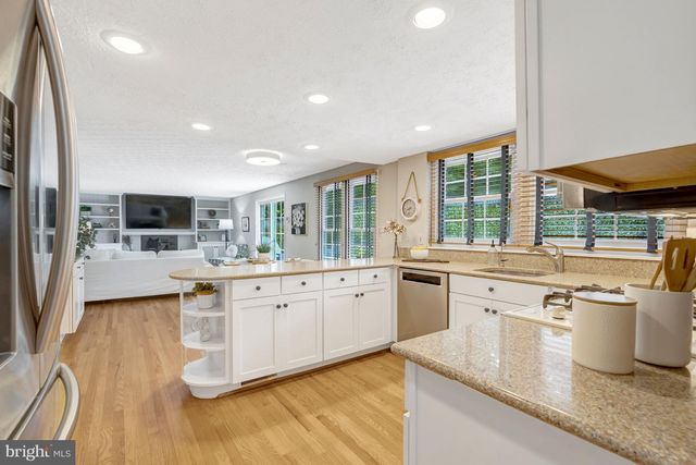 7809 ROUNDABOUT WAY, Springfield, VA 22153