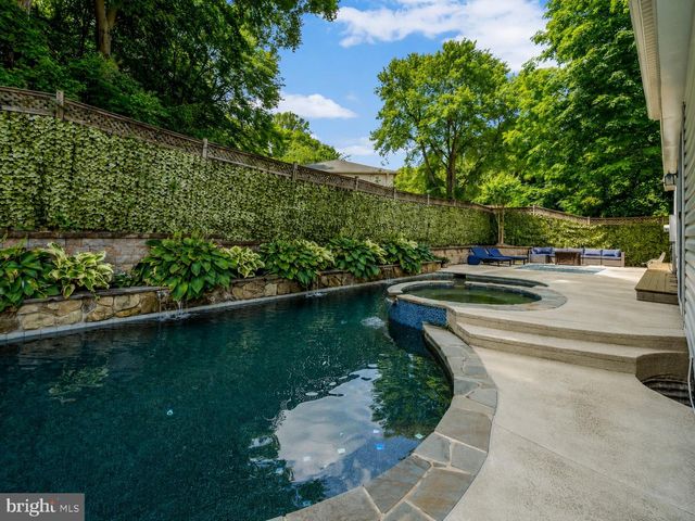 7809 ROUNDABOUT WAY, Springfield, VA 22153