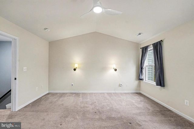 2444 DRAKE LN, Fredericksburg, VA 22408