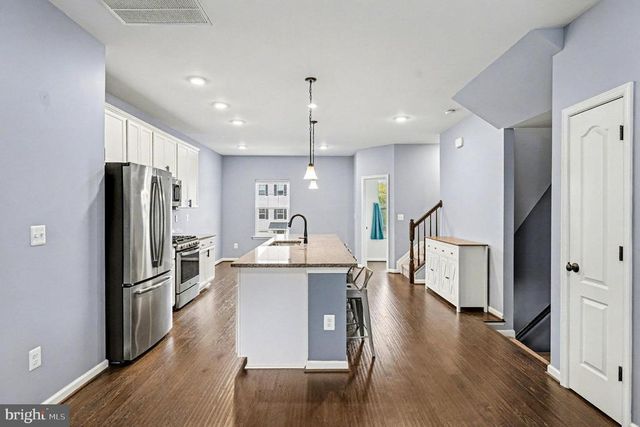 2444 DRAKE LN, Fredericksburg, VA 22408