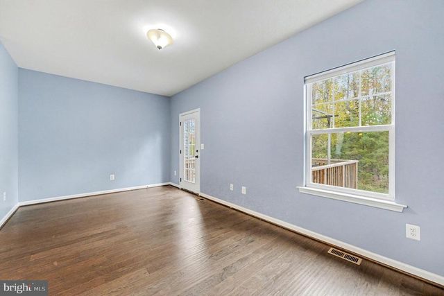 2444 DRAKE LN, Fredericksburg, VA 22408